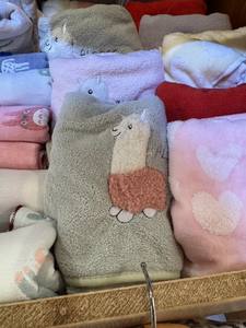 Almohadilla de oso de tela de comedor de Taiwán para niños - Product Image 4