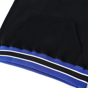 เสื้อสเวตเชิ้ตคอกลม Zeta Black Crest ปักลายเชนิลล์ ชุดนักกีฬามหาวิทยาลัยกรีก ยูนิเซ็กซ์ ผ้าฝ้ายพรีเมียม เสื้อผ้าสำหรับโรงเรียนและมหาวิทยาลัย - Product Image 4