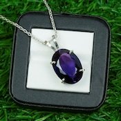 Colgante Clásico de Lujo con Tanzanita Ovalada Grande, Engaste de Bisel Vintage, Plata de Ley 925, Piedra de Nacimiento de Diciembre, Gema Azul Natural - Product Image 5