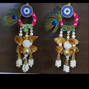 Ensemble de Latkan Shubh Labh artisanal, conçu pour apporter prospérité, positivité et charme festif à la décoration intérieure. - Product Image 1