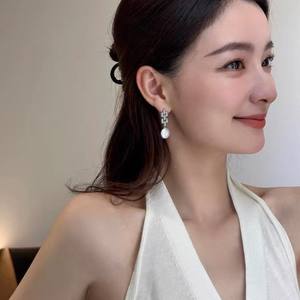 Boucles d'oreilles pendantes de style rétro, perle d'eau douce naturelle, argent pur S925 avec boutons à aiguille, boucles d'oreilles creuses à la mode - Product Image 4