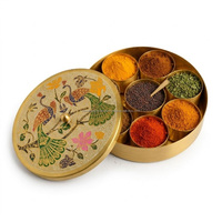 Boîte à épices en laiton Meenakari peinte à la main, motif paon, écologique, capacité 7 compartiments, compatible lave-vaisselle et four, ustensile de cuisine indien traditionnel