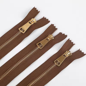 Free Sample Factory Supply Open-End 5# 8# Metal Zipper with Decorative Clothing Jacket <b>Puller</b> Metal Teeth High Quality Zippers - Product Image 3