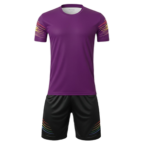 Ensemble de football sublimé dégradé en maille 100 % polyester, coupe automatisée, col rond, maillot à manches courtes et short - Product Image 2