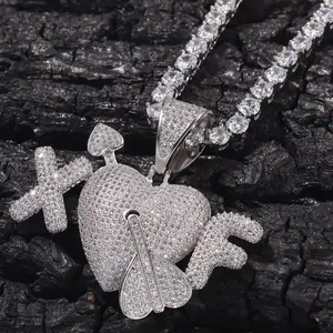 Collar con Colgante Religioso de Corazón y Cruz de Moissanita con Efecto Hielo, Chapado en Rodio, Plata, Circonita Cúbica, Joyería para Regalo - Product Image 2