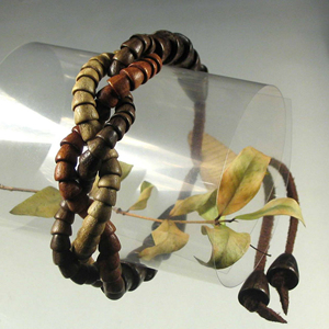 AYAANS CREATIONS Fabricante Mayorista de Brazaletes Acrílicos Hechos a Mano, Regalo Cristiano para Mujer, Joyería Acrílica Elegante - Product Image 2