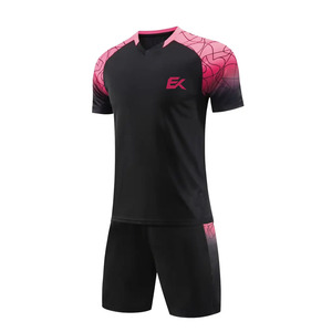 Conjunto de Camiseta de Fútbol Sublimada con Degradado Negro y Rosa para Hombre, Manga Corta, Absorbe la Humedad, Ajuste Atlético, Uniforme de Fútbol - Product Image 4