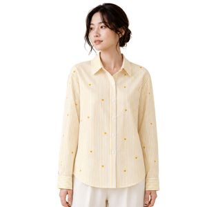 Camisa de Mujer a Rayas Amarillas y Blancas con Botones, Blusa de Algodón de Manga Larga con Bordado de Corazón, Ajuste Holgado, Estilo Casual, Top Oversize - Product Image 1
