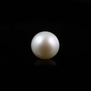 Loose Handcrafted Pearl 5.8 Carat Gemstone for Fine Jewelry - Product Image 2