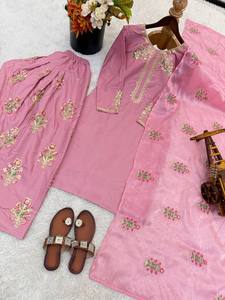 NUEVOS VESTIDOS DE DISEÑADOR, ROPA ÉTNICA, CREPE, SEDA PESADA, DISEÑO BORDADO CON HUELLAS DE HUELLAS DE HILOS Y LENTEJUELAS, TRABAJO CON MANGAS COMPLETAS - Product Image 5