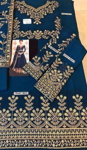 Robe longue brodée en mousseline de soie, nouvelle collection 2022 - Product Image 5