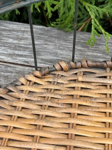 Magnifique panier à fruits en rotin, parfait pour une décoration intérieure naturelle et favorisant une bonne circulation de l'air pour les fruits frais. - Product Image 3