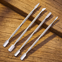 Kit de manucure et pédicure professionnel en acier inoxydable, avec pousse-cuticules carré double extrémité et outil à cuticules plates, réutilisable et écologique
