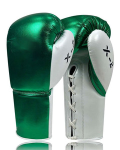 นวมชกมวยระดับมืออาชีพสำหรับการฝึกซ้อมกีฬา ผลิตจากหนังคุณภาพสูง พร้อมแผ่นรองรับแรงกระแทกที่สวมใส่สบาย และสายรัดข้อมือที่แข็งแรง - Product Image 3