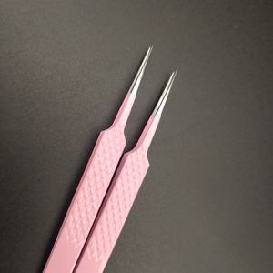 Pince à épiler de précision haut de gamme personnalisée pour sourcils, modèle 236 – Outil de maquillage essentiel - Product Image 1