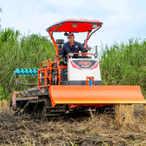 Tracteur à chenilles HOGICO 80 80HP de haute qualité avec fraise à paillis, rotoculteur et foreuse pour l'agriculture à grande échelle - Product Image 1
