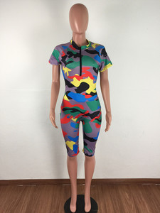 Mono de mujer con estampado de camuflaje colorido, manga corta, cintura alta, cremallera frontal, ajuste ceñido, transpirable, de spandex y poliéster, para discoteca - Product Image 4