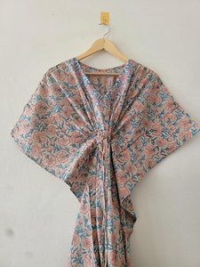 ชุดคลุมกิโมโนผ้าฝ้ายพิมพ์ลายดอกไม้สุดหรู ระบายอากาศได้ดี สไตล์โบโฮชิค ชุดลำลองฤดูร้อน คอวี ความยาวเต็มตัว สวมใส่สบาย - Product Image 2