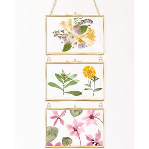 Cadre en laiton fait main avec verre antique pour fleurs pressées, élégant cadre de portrait à suspendre pour décoration de table et murale - Product Image 5