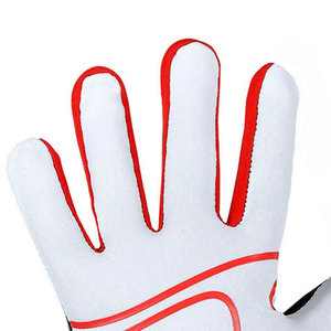 Gants de football gaélique pour hommes avec paume antidérapante de qualité supérieure, tissu extensible respirant, ajustement sûr du poignet pour l'entraînement et les matchs - Product Image 5