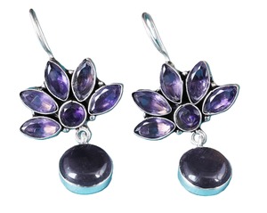 Pendientes de Aro Étnicos Boho para Mujer |   Joyería llamativa de latón con circonitas y diseño floral tribal, con baño de plata - Product Image 4