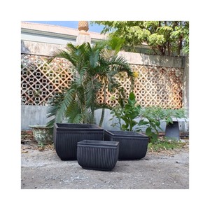 Lot de 3 jardinières d'extérieur GRC blanches/grises/noires pour les applications de jardin et d'aménagement paysager à la maison - Product Image 3
