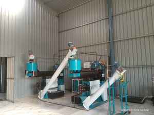 automatic sunflower seed <b>oil</b> expeller <b>machine</b> 4 ton per day commercial seed extraction <b>press</b> equipment 200kg weight - Product Image 3