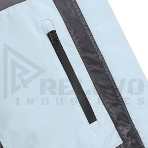 Blouson matelassé pour homme 280 GSM, en tissu polyester imperméable, à capuche, chaud, pour l'hiver, streetwear, fournisseur en gros - Product Image 6