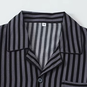 Nuevo Conjunto de 2 Piezas de Pantalones Largos a Rayas Gris Oscuro y Cárdigan Informal con Solapa Simple para Usar en Casa - Product Image 3