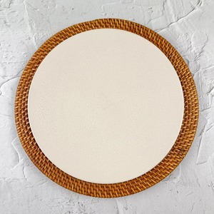 Assiette de service en rotin moderne et élégante pour table à manger, base tissée à la main, décoration élégante, fabriquée en Inde. - Product Image 3