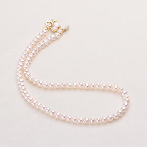 Collier en perles d'eau douce roses de 5 à 6 mm de Tilian Pearl, presque sans défaut, style papillon transparent avec des perles de 5 à 6 mm - Product Image 1