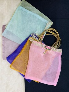 Sac cadeau en organza transparent fait main, durable et de haute qualité pour les fêtes de mariage, Diwali, Ganpati, Haldi, Mehendi, Sangeet - Product Image 3