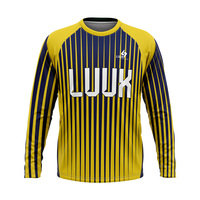Özel Tasarım Erkek Nefes Alabilen Normal Kalıp Polyester Günlük Üst Giyim İlkbahar Spor Salonu Antrenman Tişörtü %100 Polyester Nefes Alabilen Anti Bakteriyel