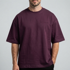 Camiseta Oversize de Algodón para Hombre, Color Morado Oscuro, Cuello Redondo, Manga Corta, Estilo Casual Urbano, Ajuste Relajado - Product Image 1
