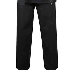 Tenue de judo légère, idéale pour la pratique quotidienne, le développement des compétences, les séances prolongées et la préparation aux compétitions. - Product Image 5