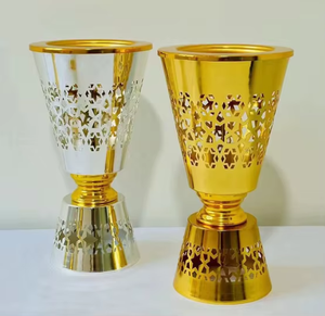 Brûleur d'encens en laiton doré de qualité assurée avec couvercle en dôme à pointes, support décoratif d'aromathérapie, utilisation toute saison - Product Image 5