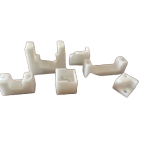 COMPOSANT PLASTIQUE DE QUALITÉ SUPÉRIEURE POUR USAGE INDUSTRIEL - Product Image 1