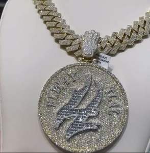 Colgante y Dijes de Disco de Moissanita VVS con Nombre Personalizado, Plata, Estilo Hip Hop, Colgante de Moissanita VVS Champion Color D, Joyería para Hombre - Product Image 5