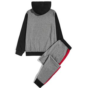 Chándal Urbano Unisex Personalizado de Primera Calidad, Hecho por Stitchmode, de Felpa, Algodón y Poliéster, de Alta Calidad, Hasta la Rodilla - Product Image 2