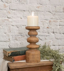 Bougeoir en bois naturel minimaliste pour la décoration de la maison moderne et des idées d'installation d'inspiration confortable et paisible - Product Image 1