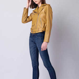 เสื้อแจ็คเก็ตหนังผู้หญิงสุดหรู แฟชั่นคุณภาพพรีเมียม ผลิตแบบ OEM ODM สวมใส่สบาย ทนทาน ทันสมัย ทรงสวย - Product Image 5