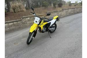 Motocicleta deportiva dual de alta calidad, modelo legal para calle y todoterreno, Suzuki DR-Z400SM - Product Image 3