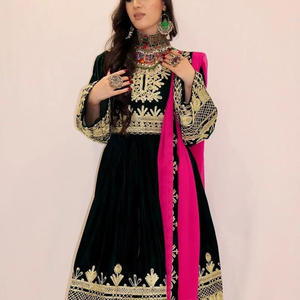 Robe maxi afghane Kuchi, broderie artisanale, vintage, ethnique, traditionnelle, tribale, robe de mariage formelle, robe afghane Kuchi - Product Image 2