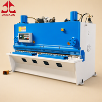 QC11Y Schwenkbalken-Schermaschine Hydraulische Guillotine-Schere Edelstahlplatten-Metallschneidemaschine