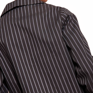 Blazer rayé personnalisé pour femmes et hommes, manches longues, bouton unique, anti-plis, pour le bureau, collection Printemps, fabrication OEM/ODM, mode en gros - Product Image 5