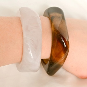 Resin <b>Bangle</b> Clear Personalized Logo Chunky Resin <b>Bangle</b> Cuff for Women Fashion Jewelry Customization logo - Product Image 4