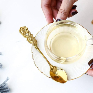 Cuillère en laiton écologique avec manche court motif rose – Cuillère en laiton de haute qualité au meilleur prix - Product Image 1