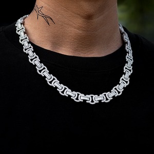 สร้อยคอเงินชุบโรเดียมคุณภาพสูงแบบ Cuban Link ขนาด 18 มม. ประดับด้วยโมอิสซาไนต์ สำหรับผู้ชายและผู้หญิง สไตล์หรูหรา - Product Image 2