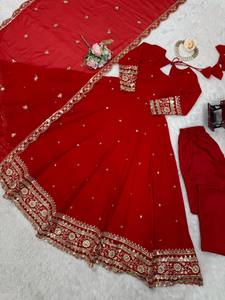<b>Red</b> Traditional Indian Wedding <b>Lehenga</b> Choli With Embroidered Dupatta Women's Floor Length Ethnic Dress - Product Image 6