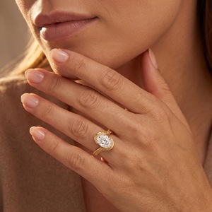 Bague de fiançailles solitaire gravée en argent sterling plaqué or rose avec moissanite taille ovale vintage pour femme - Product Image 5